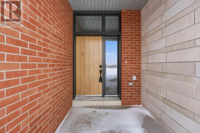 Building Photo - 1194 Spoor St