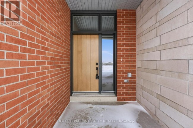 Photo du bâtiment - 1194 Spoor St