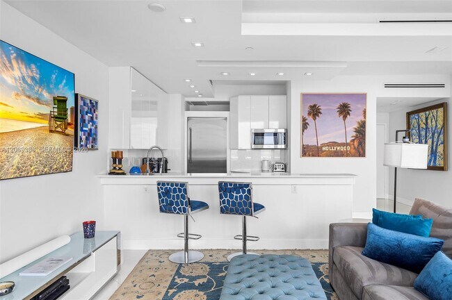 Building Photo - 4779 Collins Ave