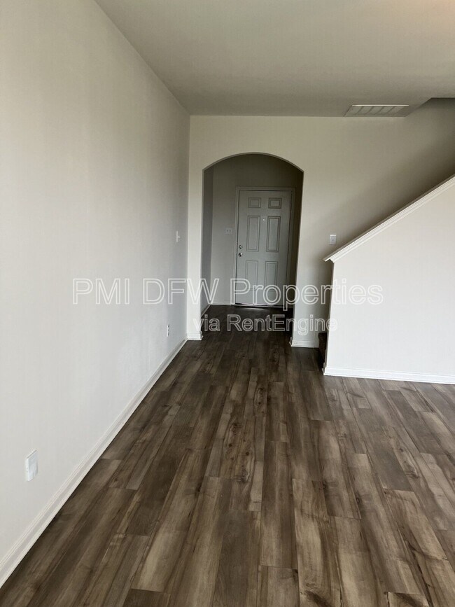 Foto del edificio - 640 Aqueduct Dr