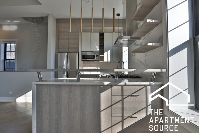 Foto del edificio - 1436 W Blackhawk St