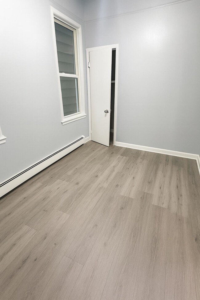 Foto del edificio - 164 Grant Ave