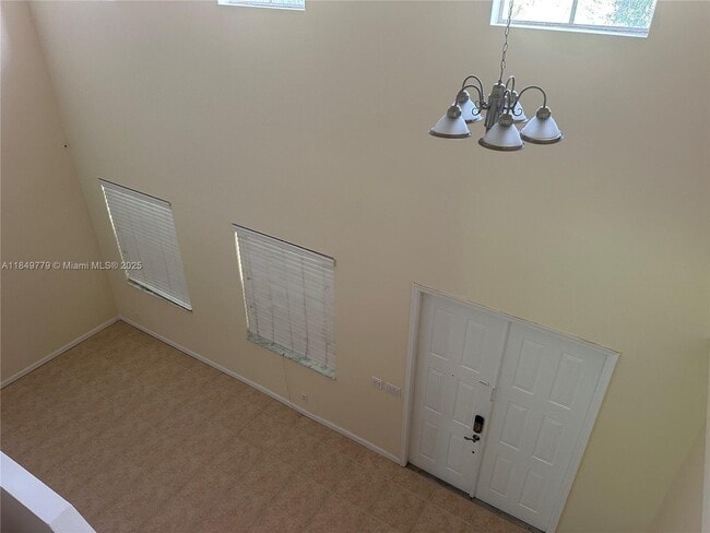 Building Photo - 4383 Laurel Ridge Cir