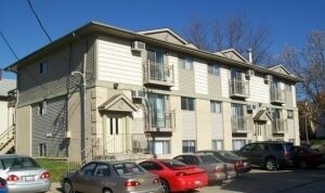Primary Photo - 521 N Linn St