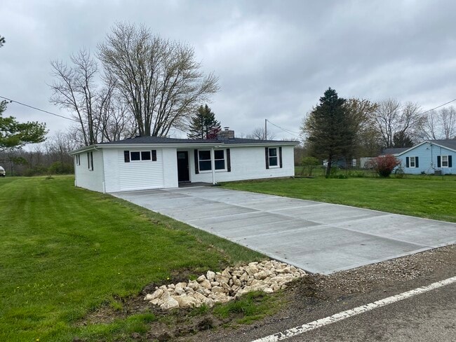 Photo - 1125 Morgan Ross Rd House