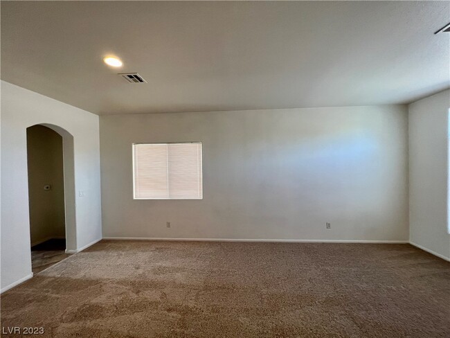 Building Photo - 5150 Riverside Run Ct