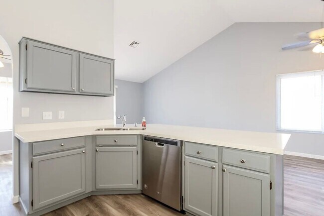 Foto del edificio - 4504 N 106th Ave