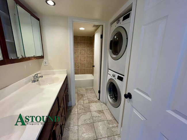 Photo - 1790 Ellis St Townhome