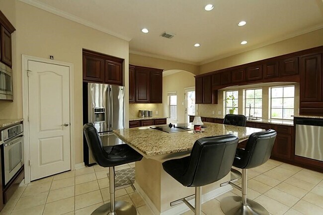 Foto del edificio - 7610 Hampton Bay Ln