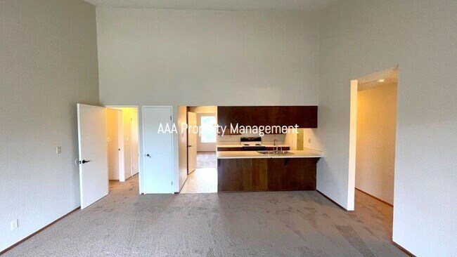 Building Photo - Nice 4 bedroom 2 bath Single family home i...