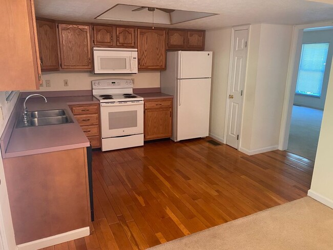 Building Photo - 102 Appomattox Plz