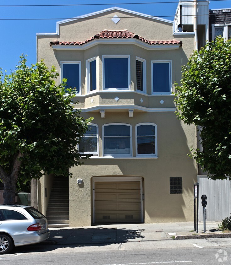 Foto principal - 3622 California St
