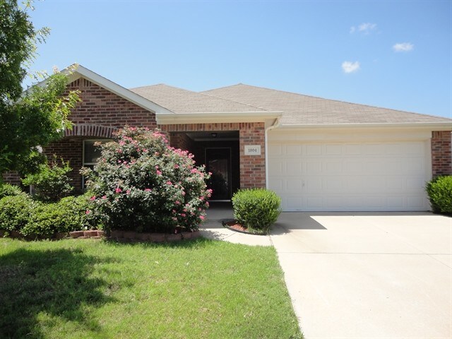 Foto principal - 1804 Heron Dr