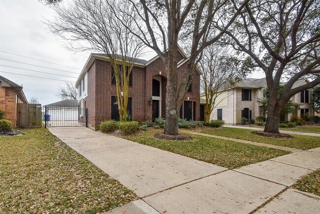 Foto del edificio - 4526 Lakeside Meadow Dr