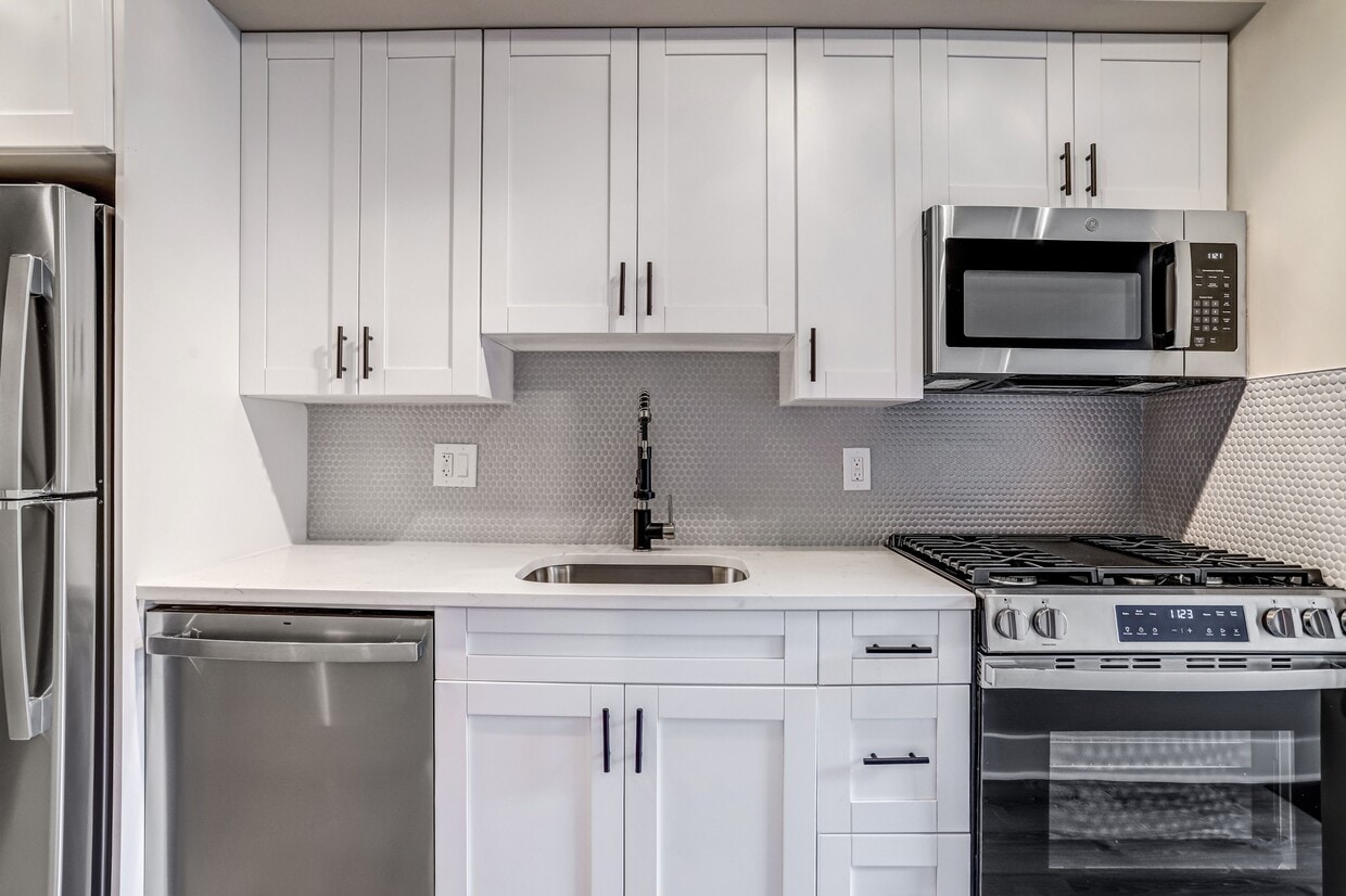 Photo - 1526 2nd St SW (Washington, DC)