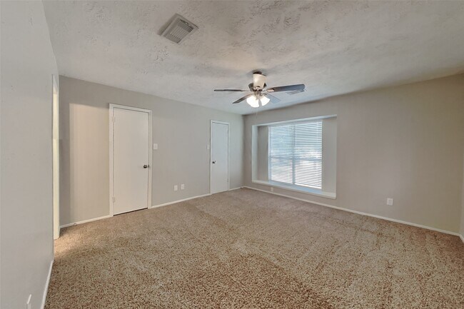 Foto del edificio - 7206 Fuchsia Ln