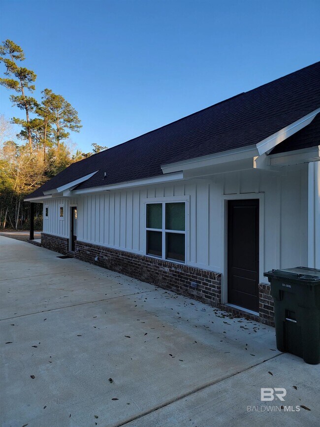 Foto del edificio - 13219 2nd St