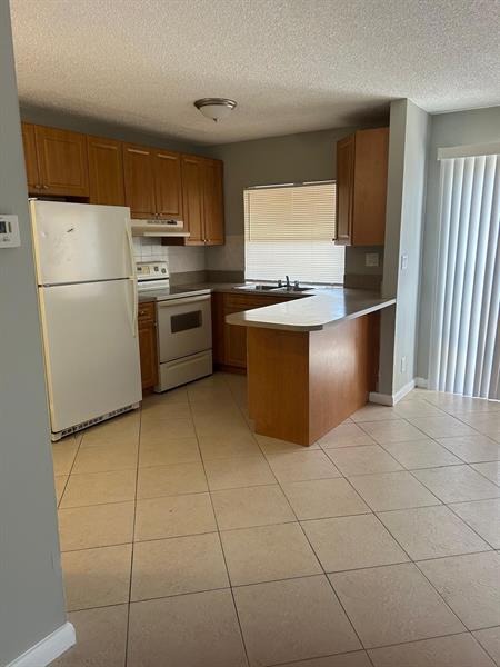 Foto del edificio - 3109 NW 2nd Terrace