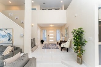 Building Photo - 8311 Amber Cove Dr