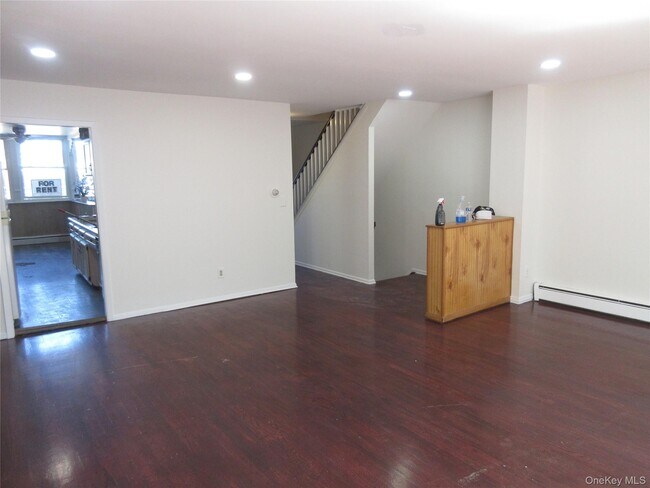 Foto del edificio - 108 Coolidge St