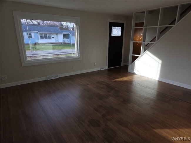 Foto del edificio - 300 Kerr St