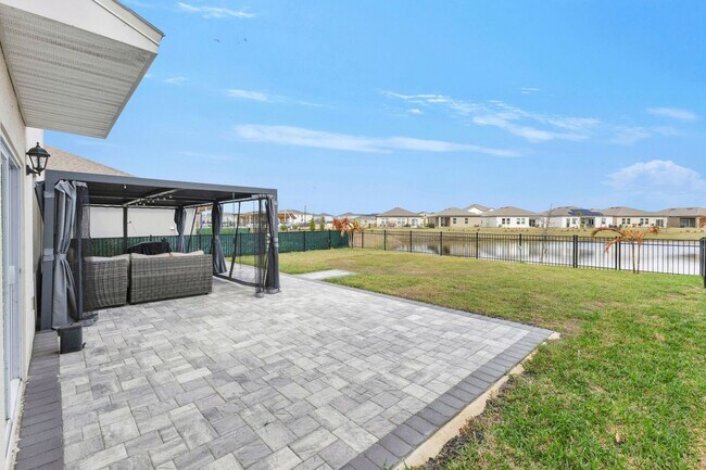 Building Photo - 473 Archway Pl