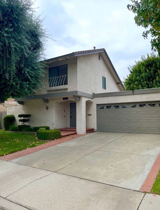 Foto principal - Beautiful Valencia 4 Bedroom Home