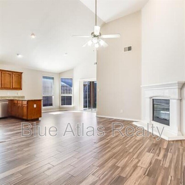 Building Photo - 6120 Amberjack Trail