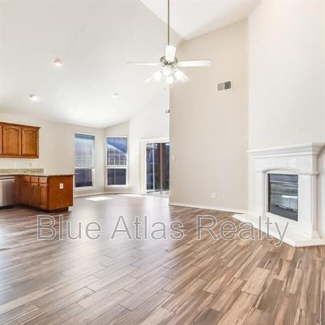 Photo - 6120 Amberjack Trail House