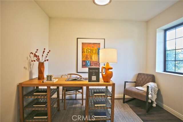 Foto del edificio - 302 N Granada Ave