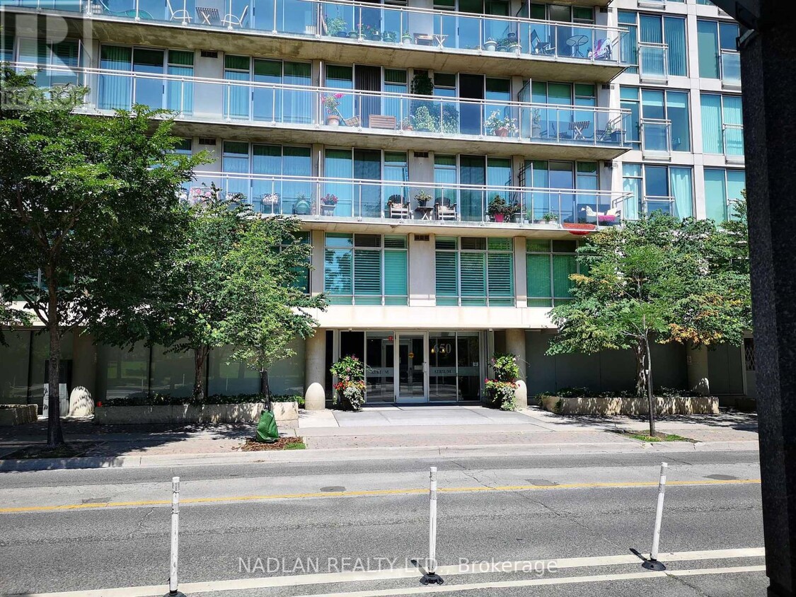 Primary Photo - 650-650 Queens Quay W