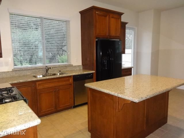 Building Photo - 3 br, 3 bath Townhome - 7234 Orchard Cir