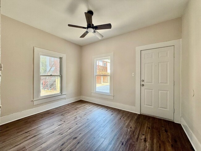 Building Photo - 222 Lowell St