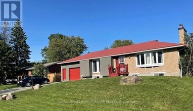 Building Photo - 5281 Hillcrest Dr