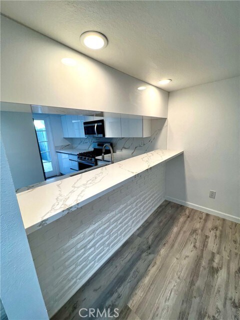 Building Photo - 4327 Freedom Dr