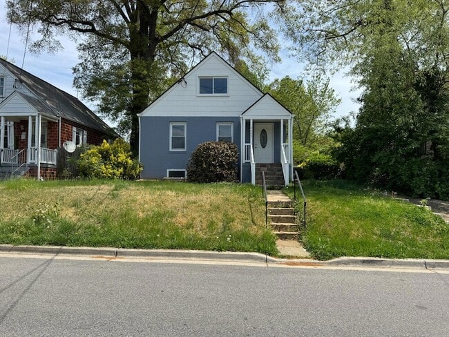 Building Photo - 9405 Rhode Island Ave