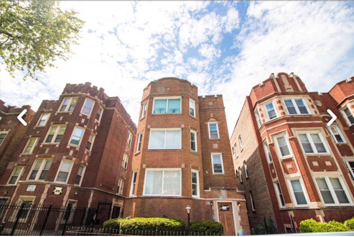 Foto principal - 8034 S Drexel Ave