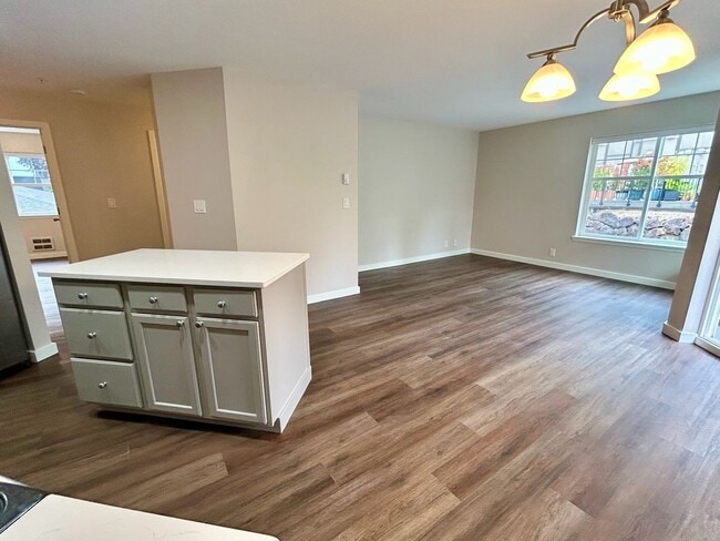 Building Photo - Capitol Hill Condominium