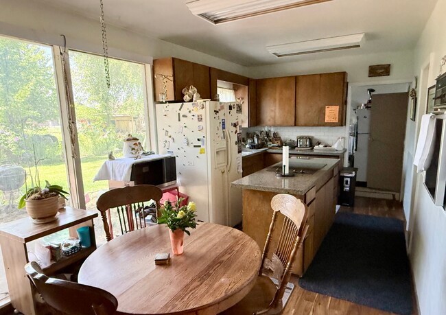 Foto del edificio - Cute Lehi rambler with tons of yard space ...