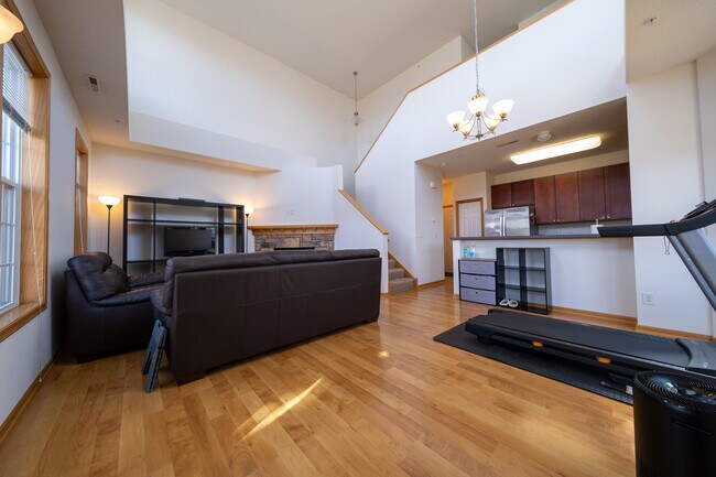 Building Photo - 1617 Legacy Pkwy E