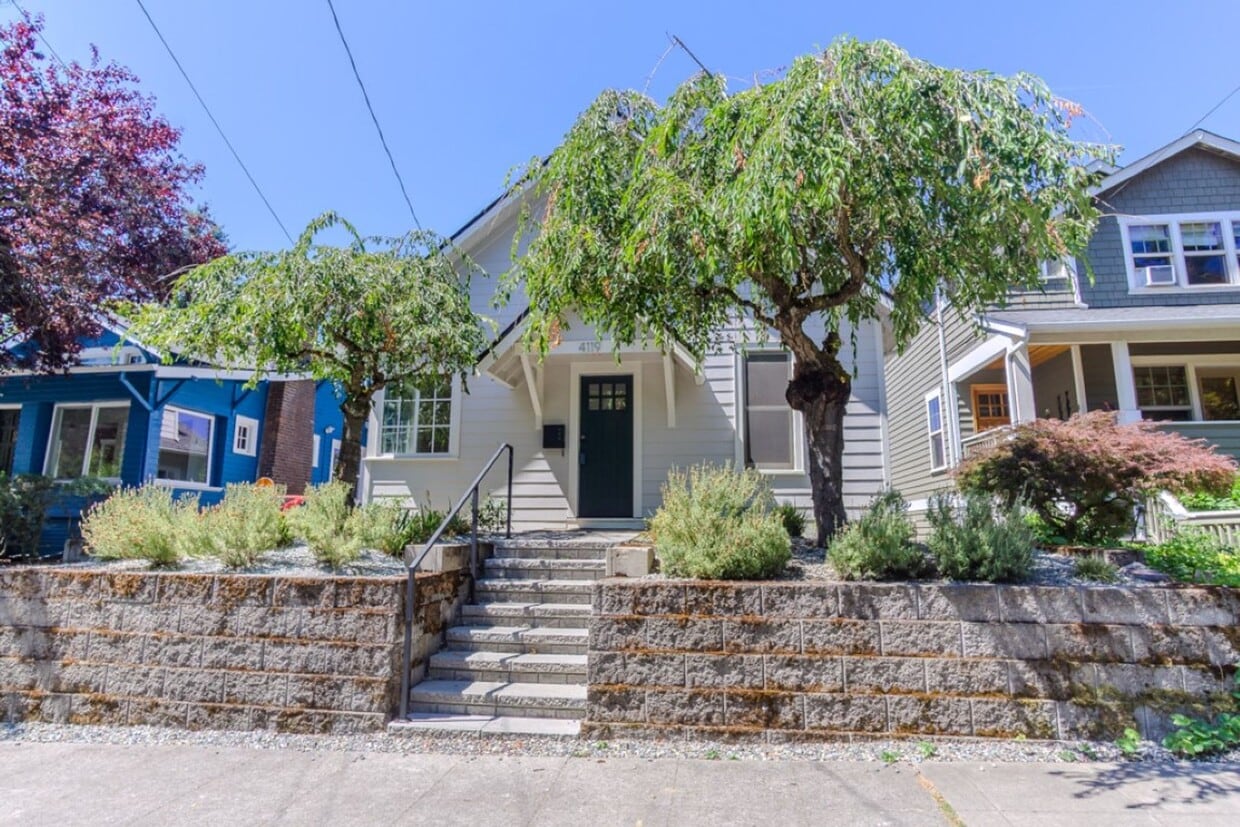 Primary Photo - 3Bd/1.5Ba Seattle House