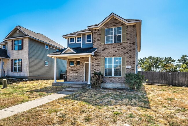 Foto del edificio - AUGUST 2026 MOVE IN!  Great 4 Bedroom 4 Bathroom Home