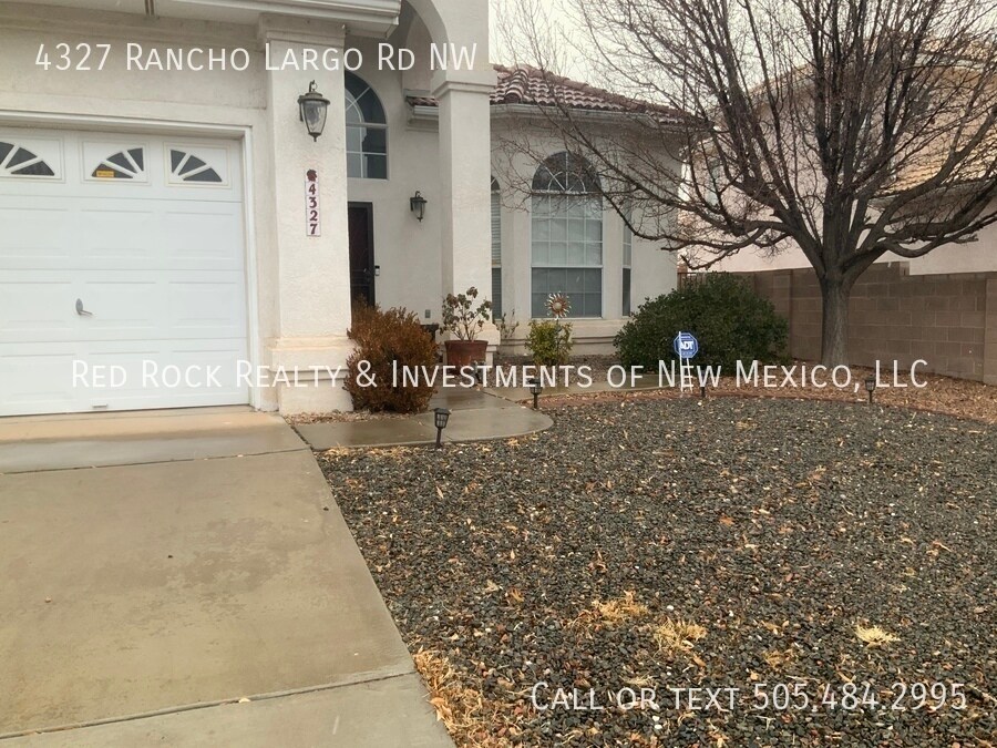 Stunning 4BR/3.5BTH 3031 Sq Ft Home in NW House Rental in