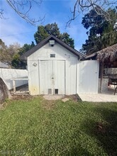 Building Photo - 733 Pine Cone Ln