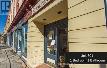 Building Photo - 38 Walton St