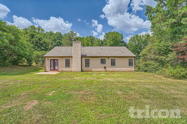 Building Photo - 4031 Daylily Way