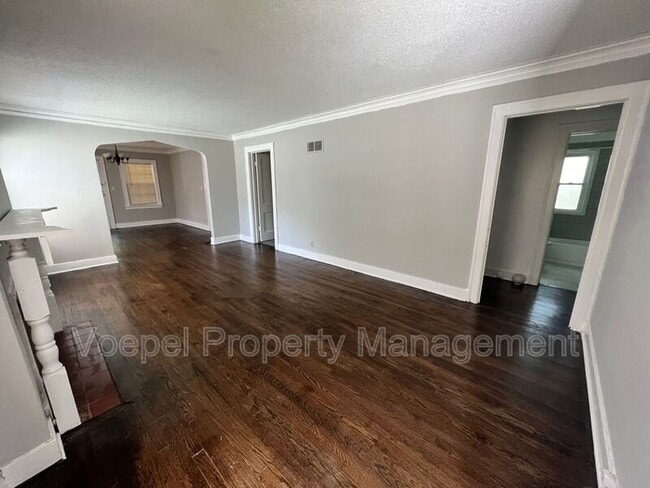 Building Photo - 400 E Meyer Blvd