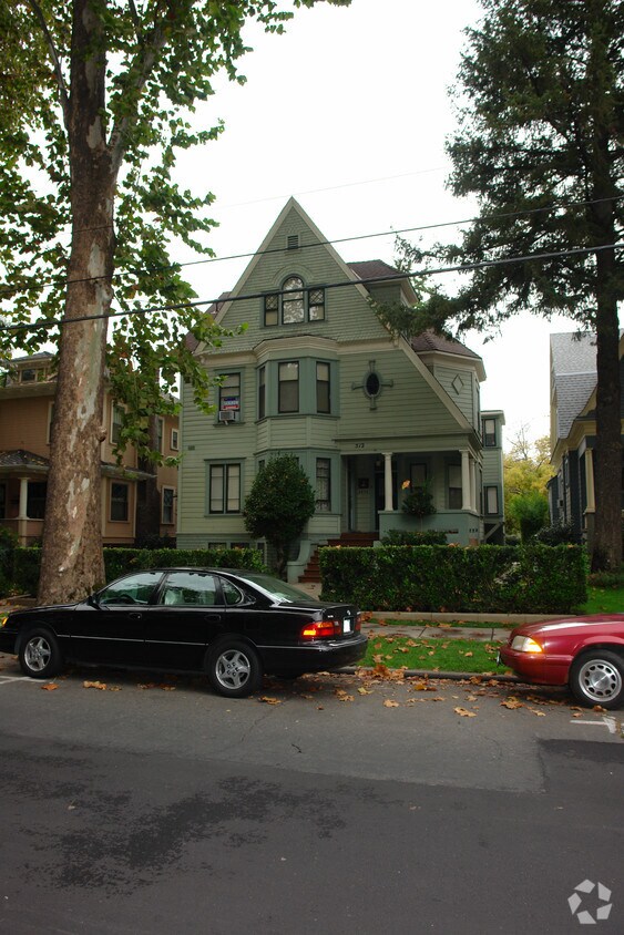 Primary Photo - 512 W 3rd St