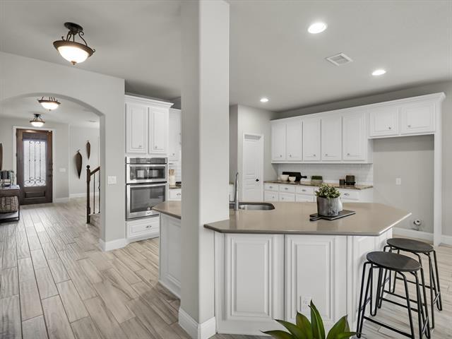 Foto del edificio - 310 Hawthorn Dr