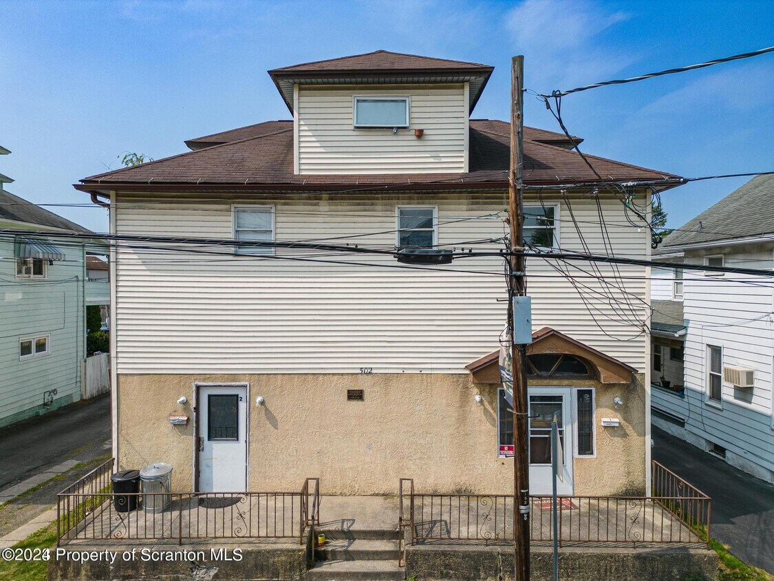 502 Oak St, Old PA 18518 Room for Rent in Old PA